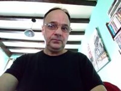   agent d'entretien du batiment 