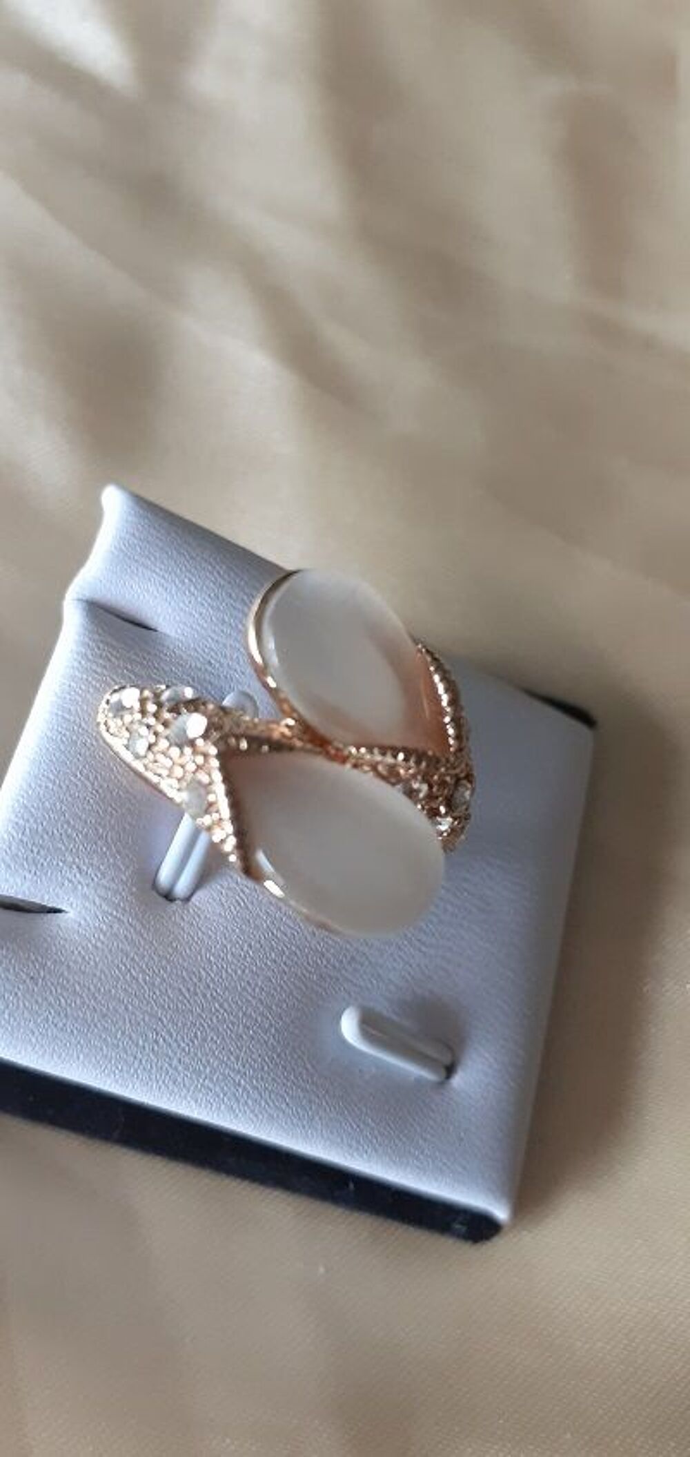 Bague goutte d'eau opale Bijoux et montres