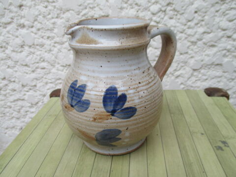 Théière ou vase/pot 3 Castelnau-de-Médoc (33)