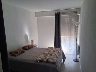  Appartement à louer 2 pièces 50 m²