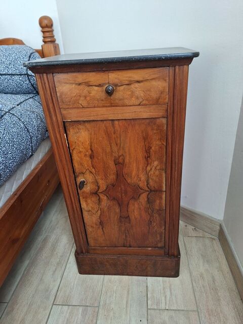 Table de nuit  100 Valeyrac (33)