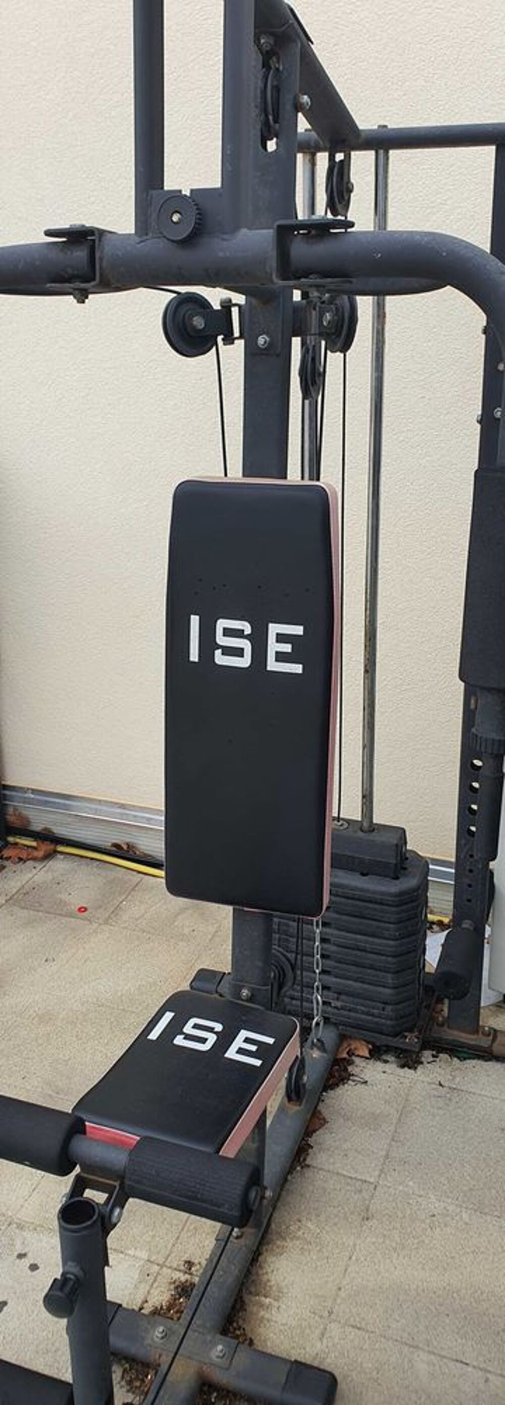 &agrave;€ vendre : Banc de musculation €" Id&eacute;al pour vos entra&icirc;nements &eth;Ÿ'&ordf; Sports