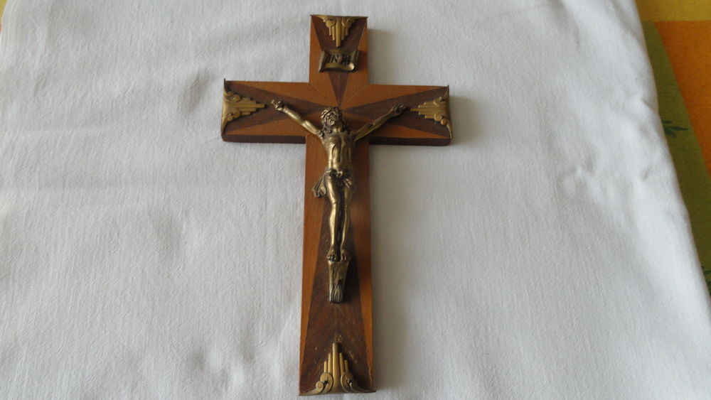 Crucifix 