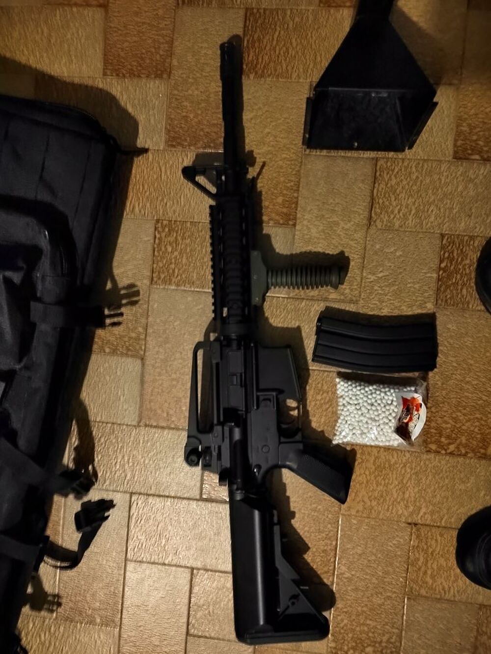Airsoft fusil assaut CYMA CM507 semi et full auto 1,3 joules Sports