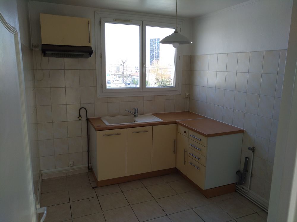 Location Appartement Appt. T3 lumineux - 1 ch.- colocation - Pessac Saige campus Pessac