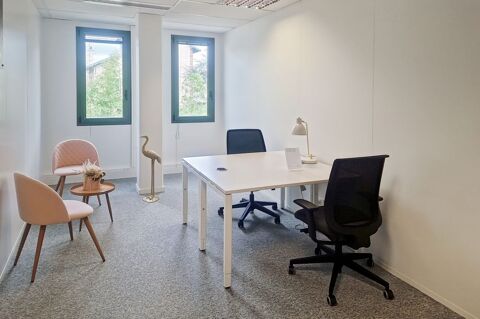 Trouvez un espace de bureau à Stop and Work Maisons-Laffitte  pour 5 personnes  où tout est pris en charge 1274 78600 Maisons-laffitte