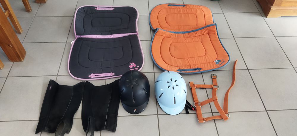 Lot &eacute;quipement &eacute;quitation Fouganza Sports