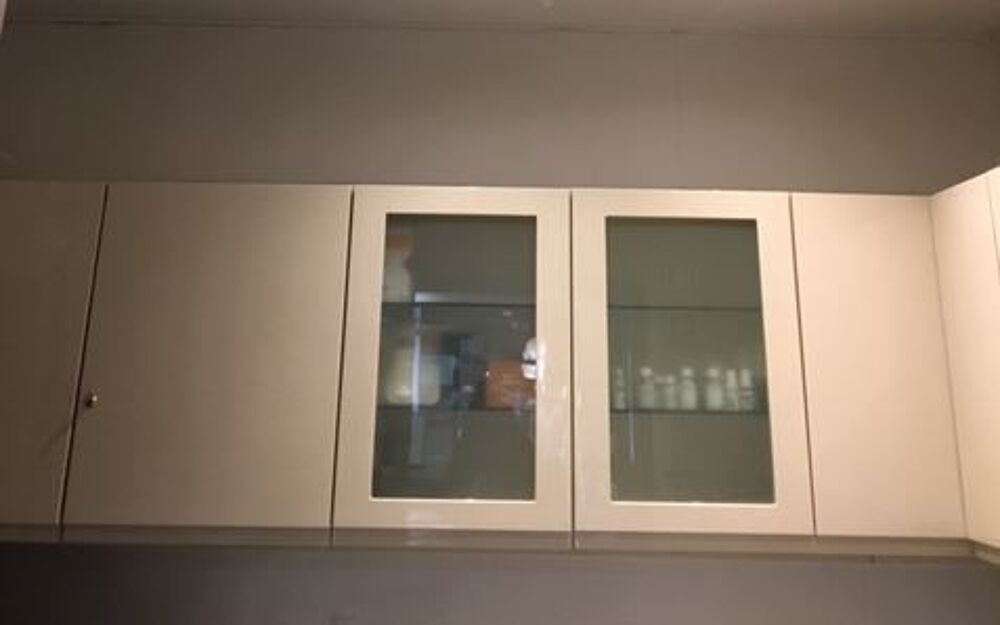MEUBLES DE RANGEMENTS : CUISINES/BUANDERIE/BUREAU/ AUTRES Meubles