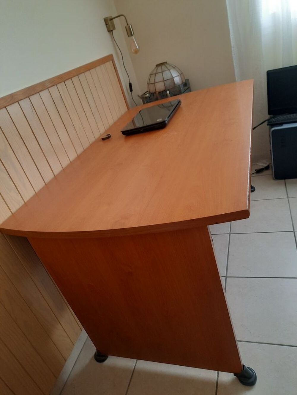  Bureau
Meubles