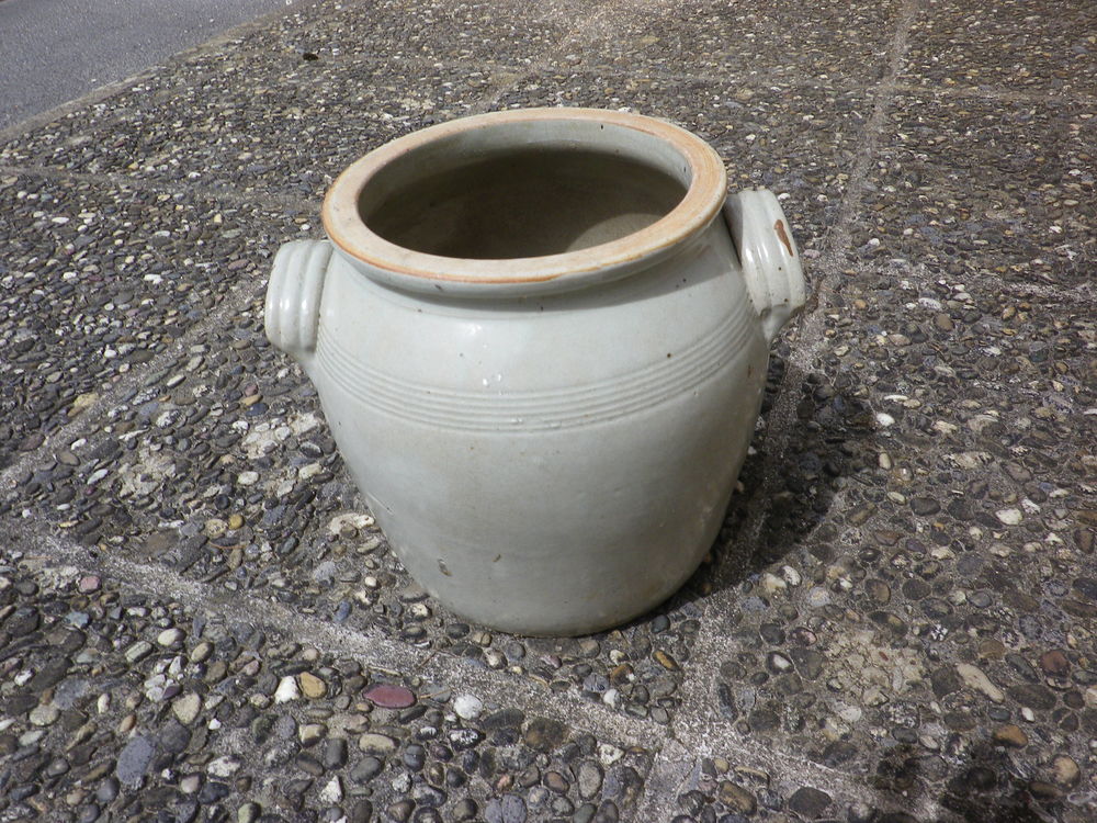 Pots en gr&egrave;s vintage Décoration