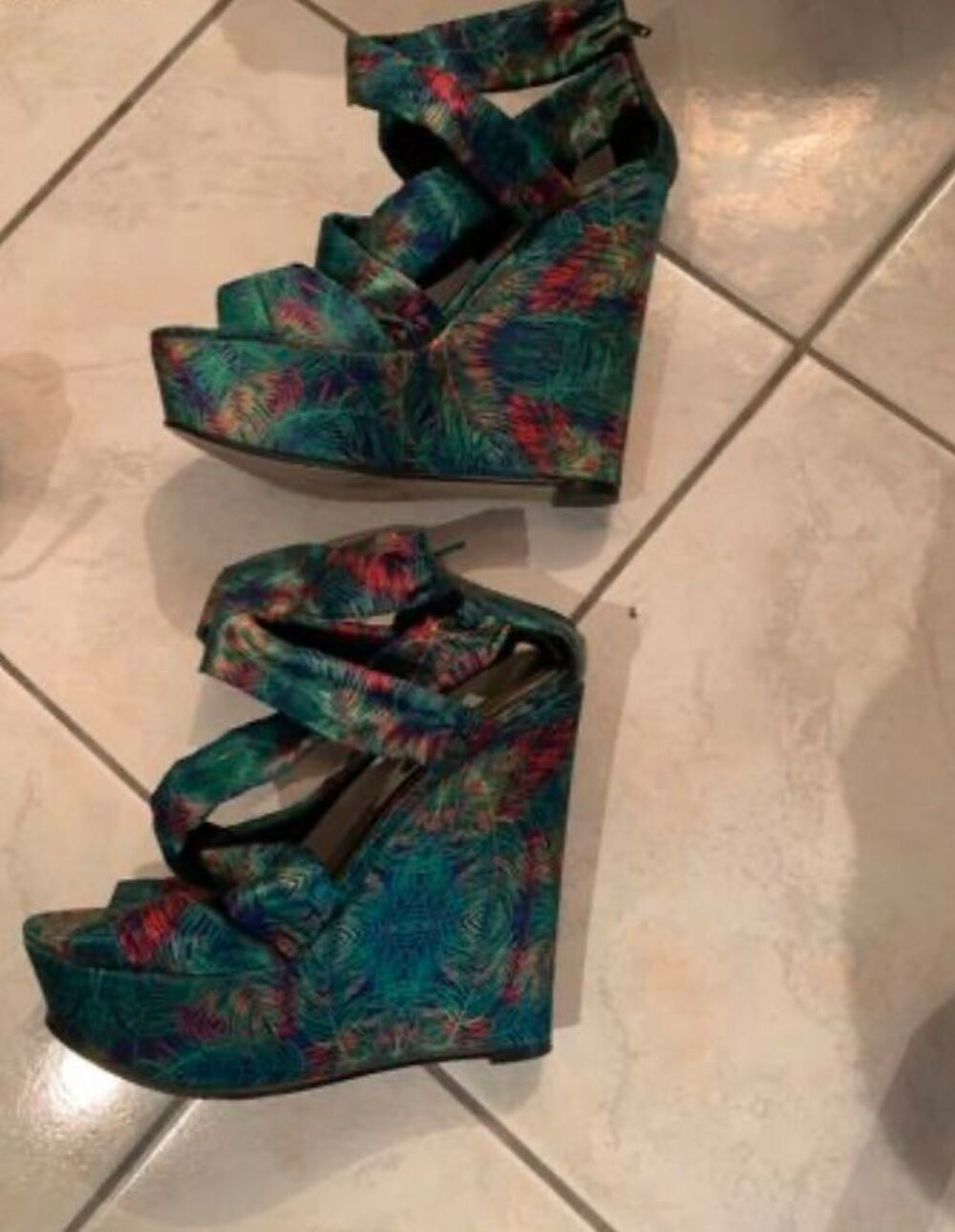 Lot de sandales talons hauts Chaussures