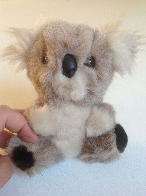 KOALA GRIS EN PELUCHE Envoi Possible
5 Trgunc (29)