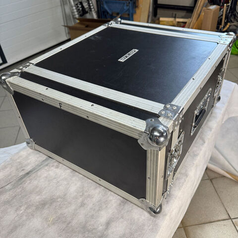 Ensemble PC + écran en rack
300 Basse-Ham (57)
