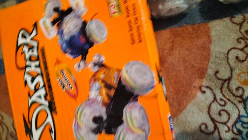 Dasher radio control spiral 360 &eacute;tat neuf Jeux / jouets