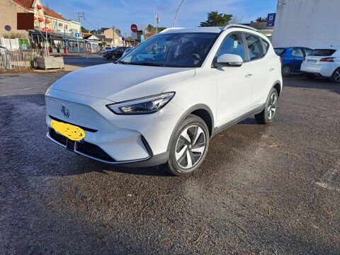 MG ZS EV 44.5 kWh Luxury 2023 occasion Saint-Michel-Chef-Chef 44730