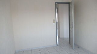  Appartement � louer 4 pi�ces 105 m� Agde