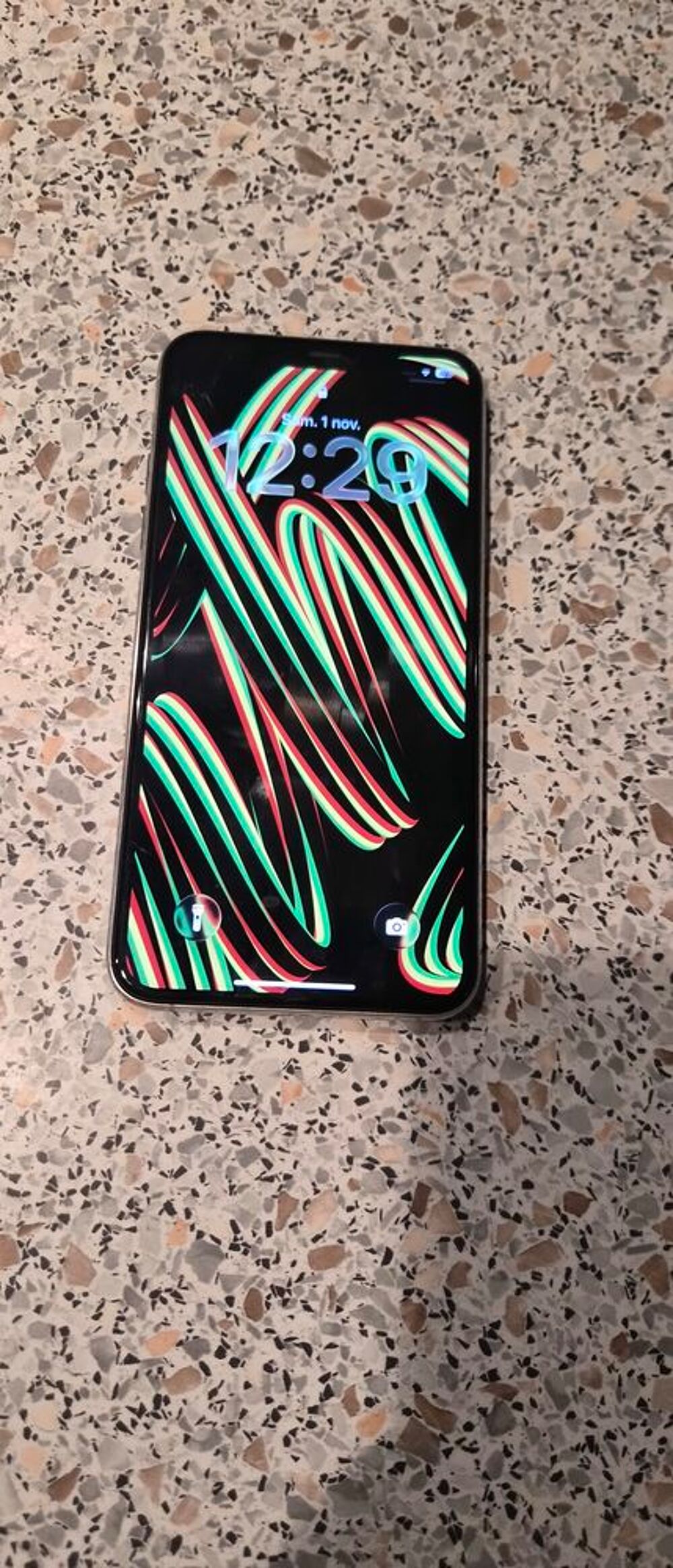 Iphone 11 pro max Téléphones et tablettes