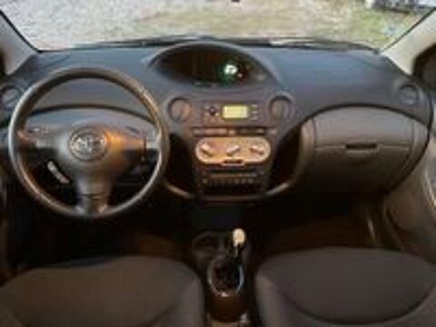 Yaris 1.4 D-4D Linea Luna 2005 occasion 54000 Nancy