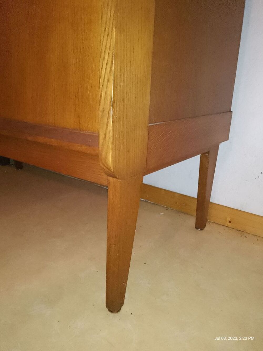 Armoires design inspiration jean Prouv&eacute; Meubles