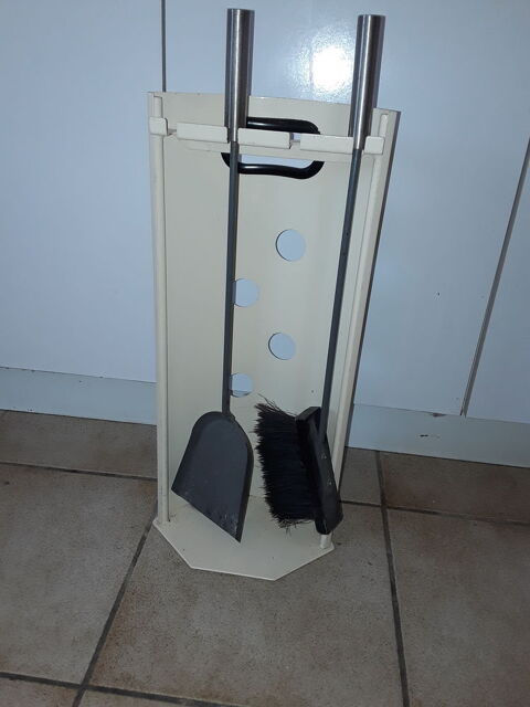 porte accessoires chemin�e avec accessoires 5 Combrand (79)