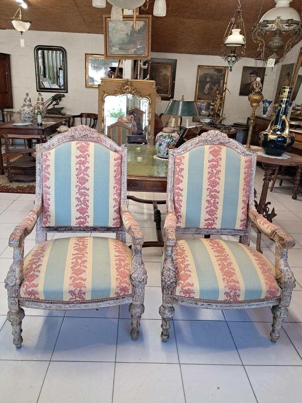 Fauteuils d'apparat ancien en bois Meubles