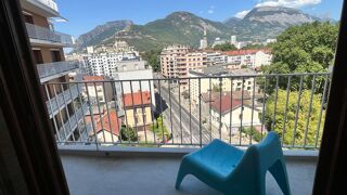  Appartement à louer 2 pièces 53 m²