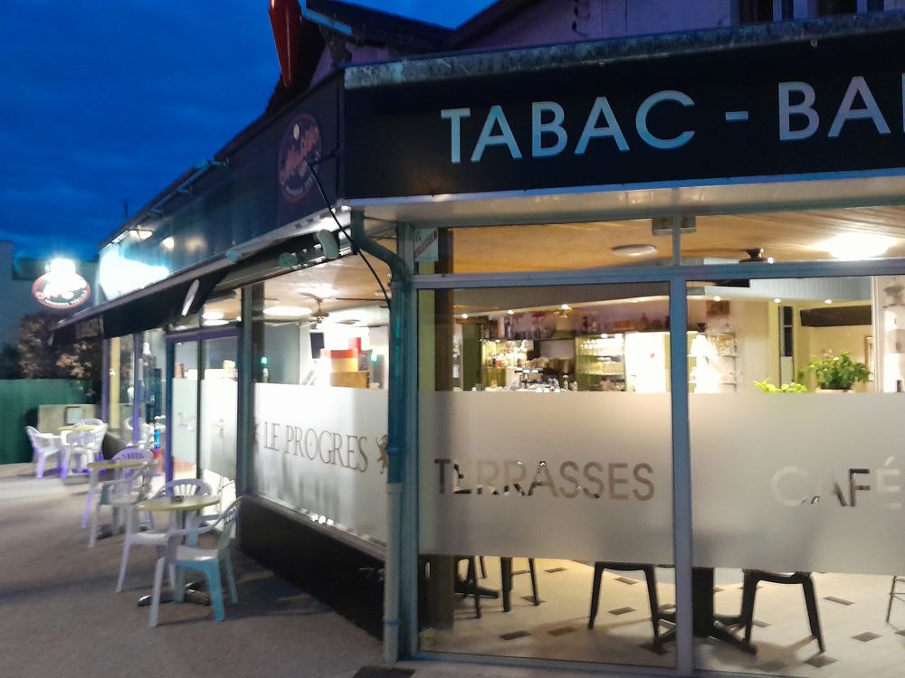   Bar, Tabac, FDJ - fonds de commerce à vendre 