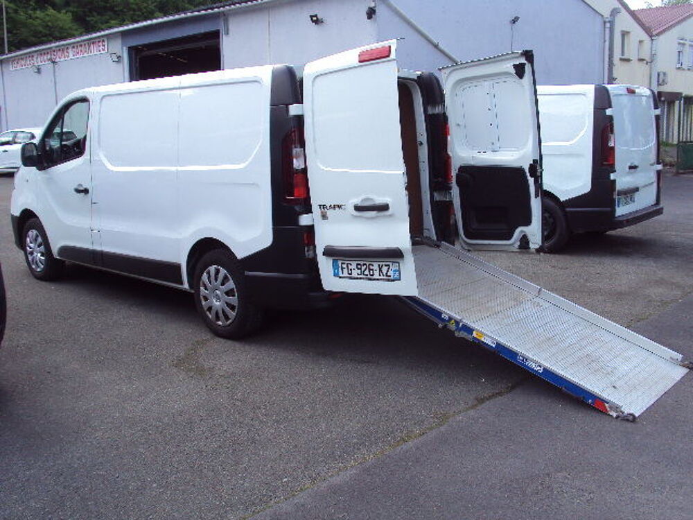 Trafic TRAFIC FGN L1H1 1000 KG DCI 120 E6 GRAND CONFORT 2019 occasion 60100 Creil