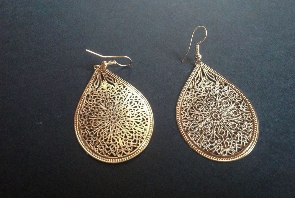 BOUCLES OREILLES DORE?E GOUTTE 3,5cm Envoi Possible Bijoux et montres