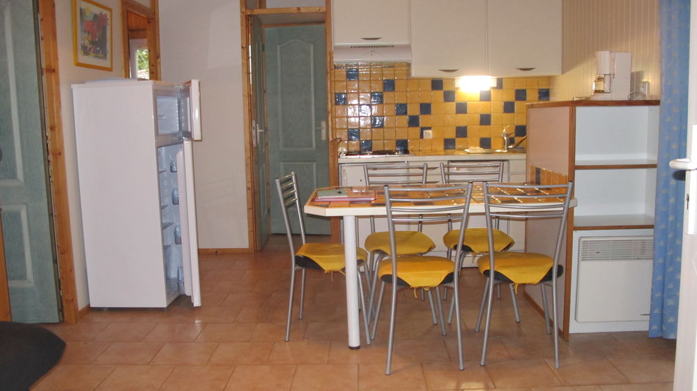 Vente Chalet Chalet avec piscine et rivière à proximité Gravières