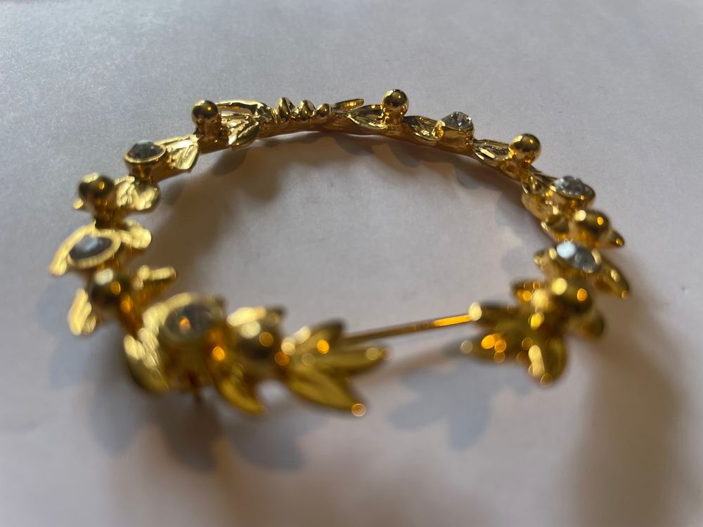 Broche lauriers dor&eacute;e strass crystal Ines de la Fressange Bijoux et montres