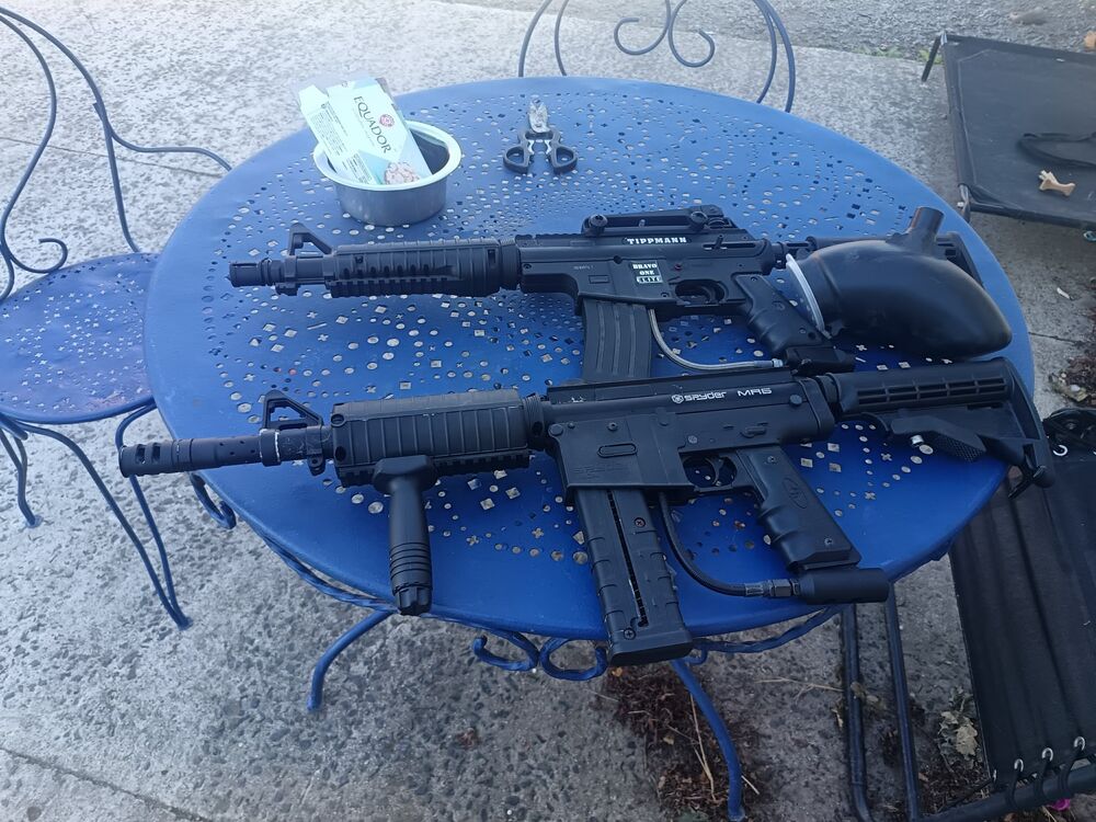 2 paintball Sports