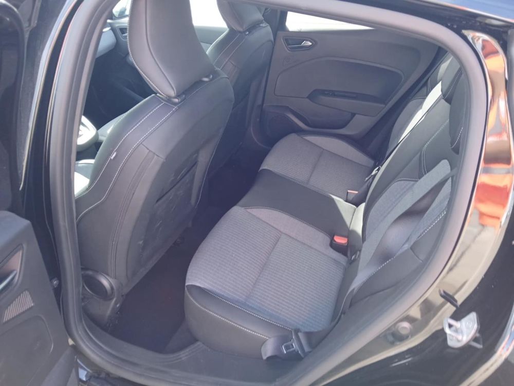 Clio V Clio E-Tech full hybrid 145 ch GSR2 Techno 2025 occasion 83500 La Seyne-sur-Mer