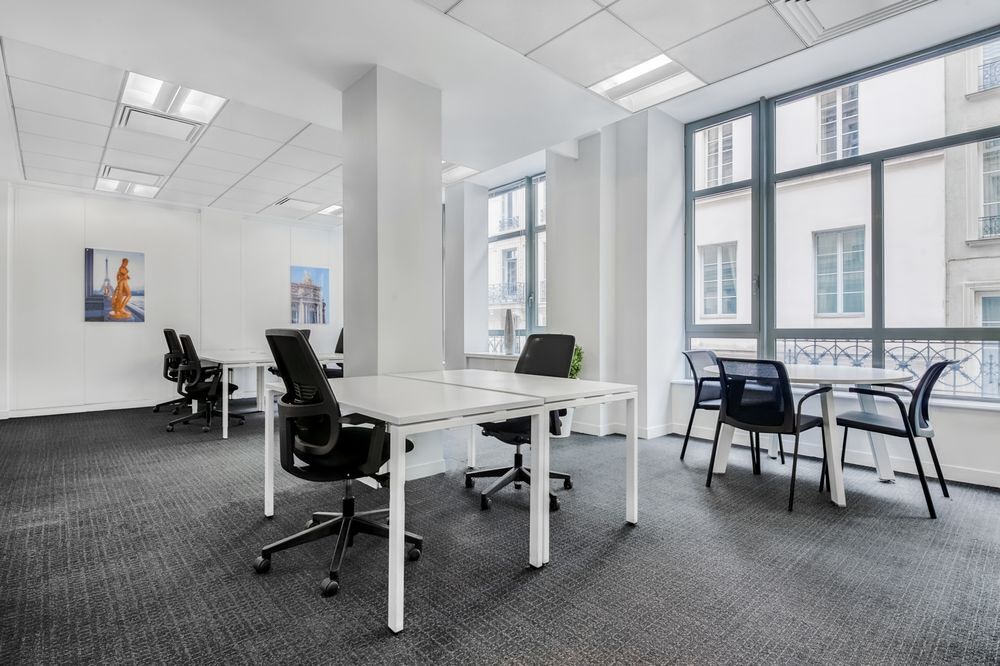   Espace de bureau privé personnalisé en fonction des besoins uniques de votre entreprise à Paris Opera  