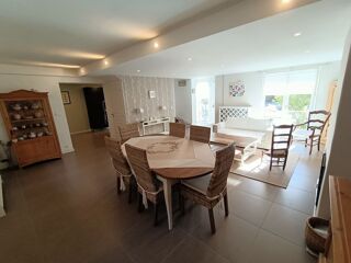  Maison à vendre 7 pièces 205 m²