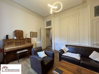  Appartement à vendre 8 pièces 169 m²