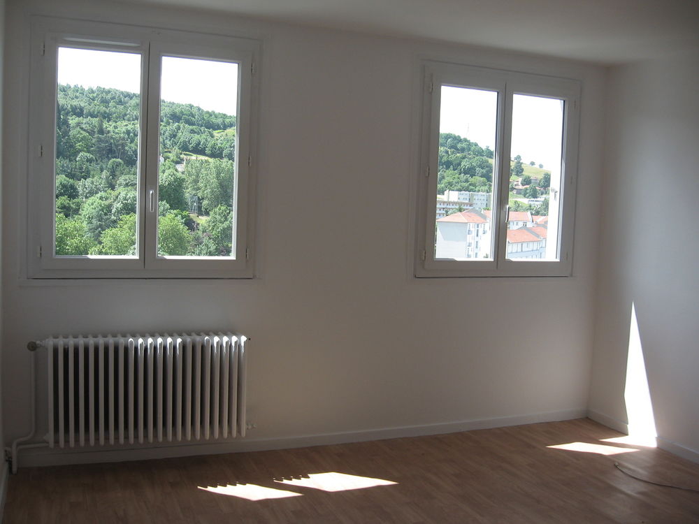 Appartement 2 pièces 38 m² · à Saint-Etienne · 38 m² · 32 000 €