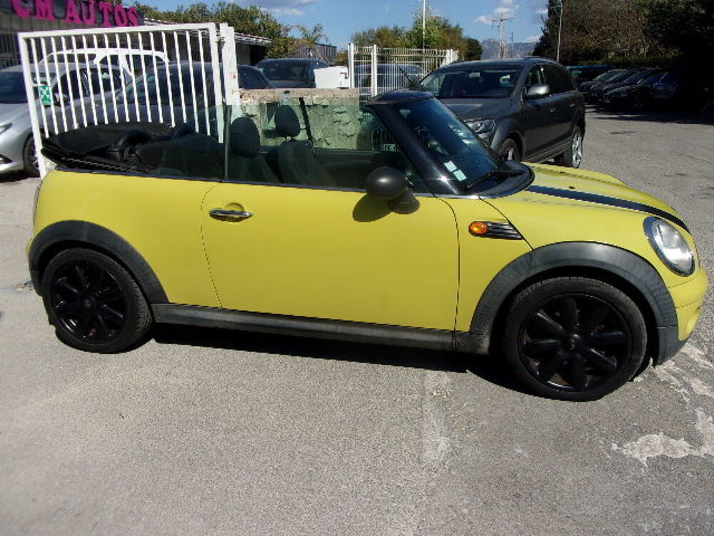One Cabriolet 1.6i - 98 Pack Salt 2010 occasion 13821 La Penne-sur-Huveaune