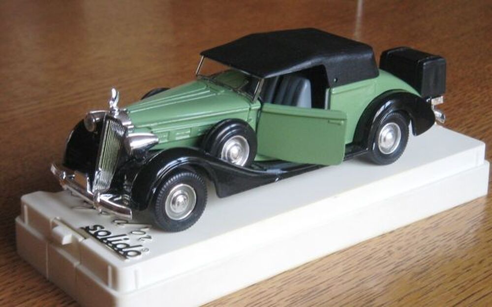 PACKARD 1937 Super Height 