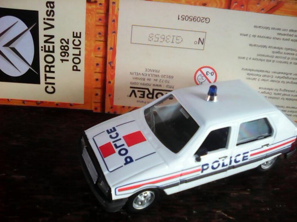 Voiture Citroen Visa Police 1982 Norev 1/43 