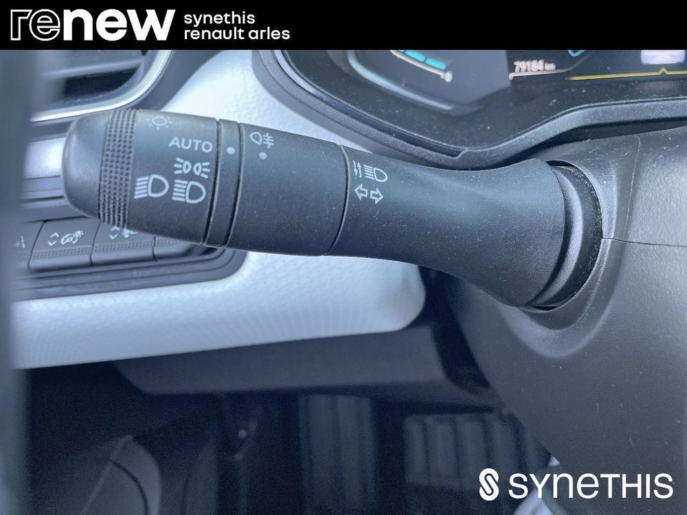 Clio V Clio E-Tech full hybrid 145 Evolution 2023 occasion 13200 Arles