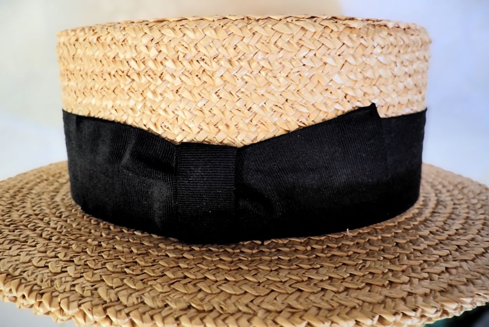 Tr&eacute;s beau Canotier Melagari - Fabrication artisanale Italie. Vêtements