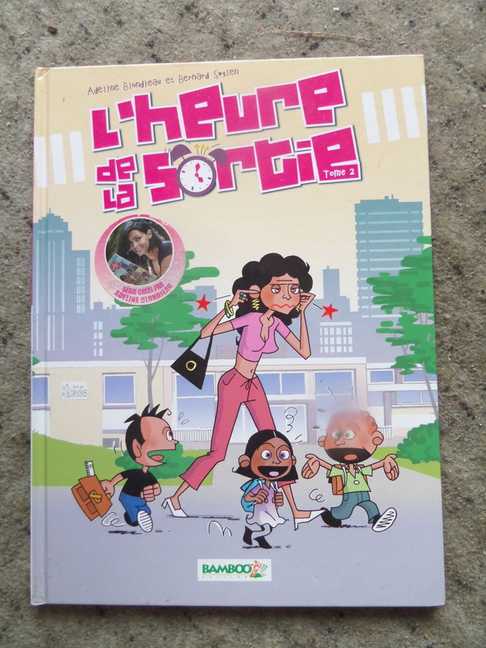 2 bandes dessin&eacute;es L HEURE DE LA SORTIE Livres et BD
