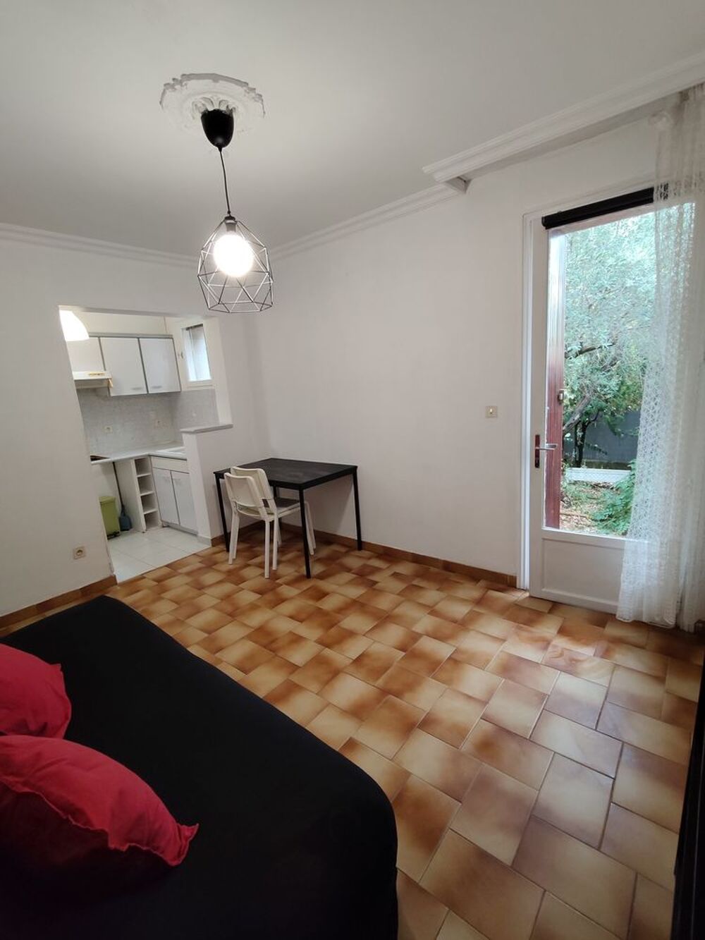 Location Appartement Studio meublé de 23m2 idéal étudiant Montpellier nord-ouest Montpellier