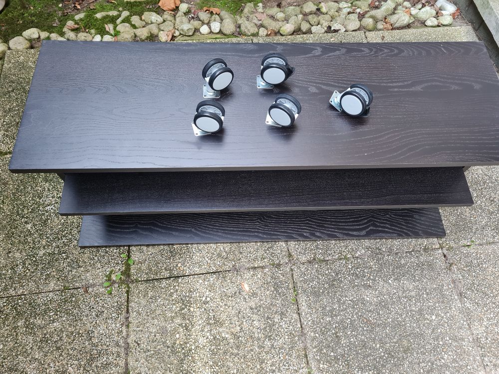 Meuble TV Ikea en bois - brun fonc&eacute;/noir - roulettes dispo Meubles