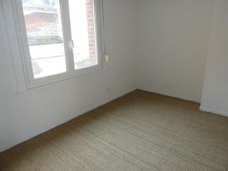  Appartement à louer 3 pièces 57 m²