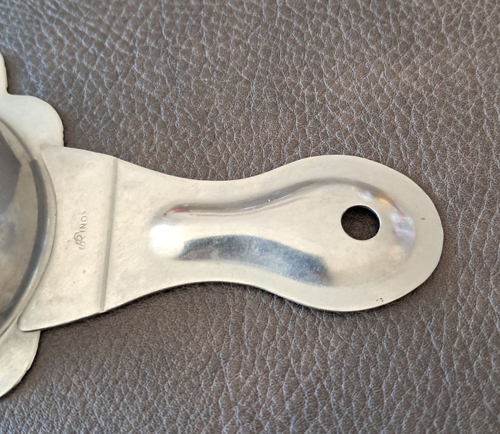 passoire filtre passe th&eacute; passe lait estampill&eacute; fr inox Cuisine