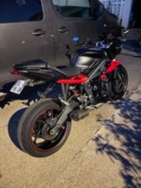 TRIUMPH 2014 occasion 34120 L&eacute;zignan-la-C&egrave;be