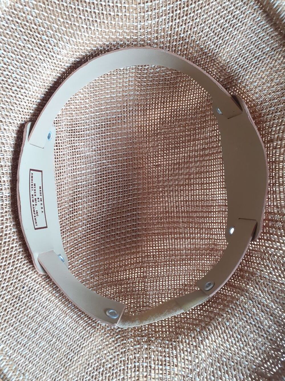 chapeau am&eacute;ricain vintage Sun Fair beige Rigid Mesh
Maroquinerie