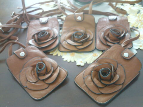  Cinq jolies sacoches  cuir grosse rose neuves N1039 6 Beaune (21)